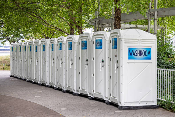Portable Toilet Options We Offer in Harrisburg, NC